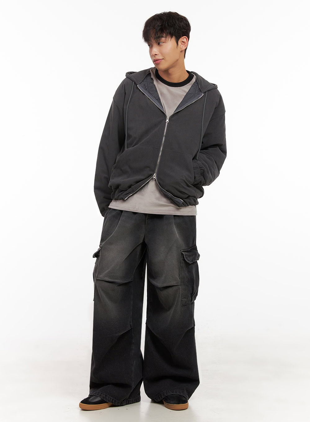 Men's Wide-Fit Denim Cargo Jeans ID427