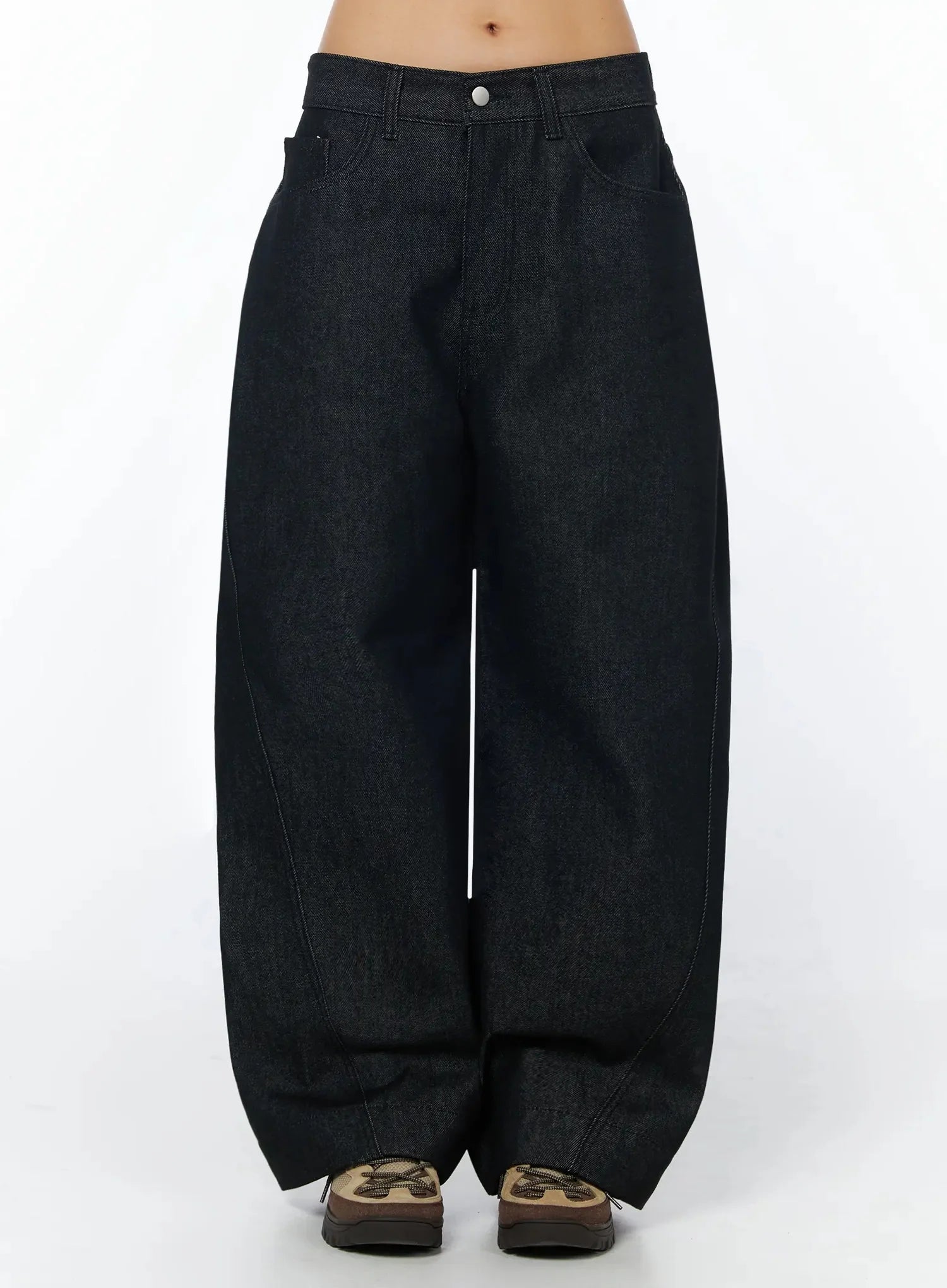 Evania Low-Rise Baggy Jeans IU508