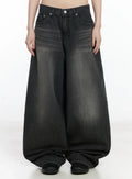 Romy Back-Belt Baggy Jeans IF505