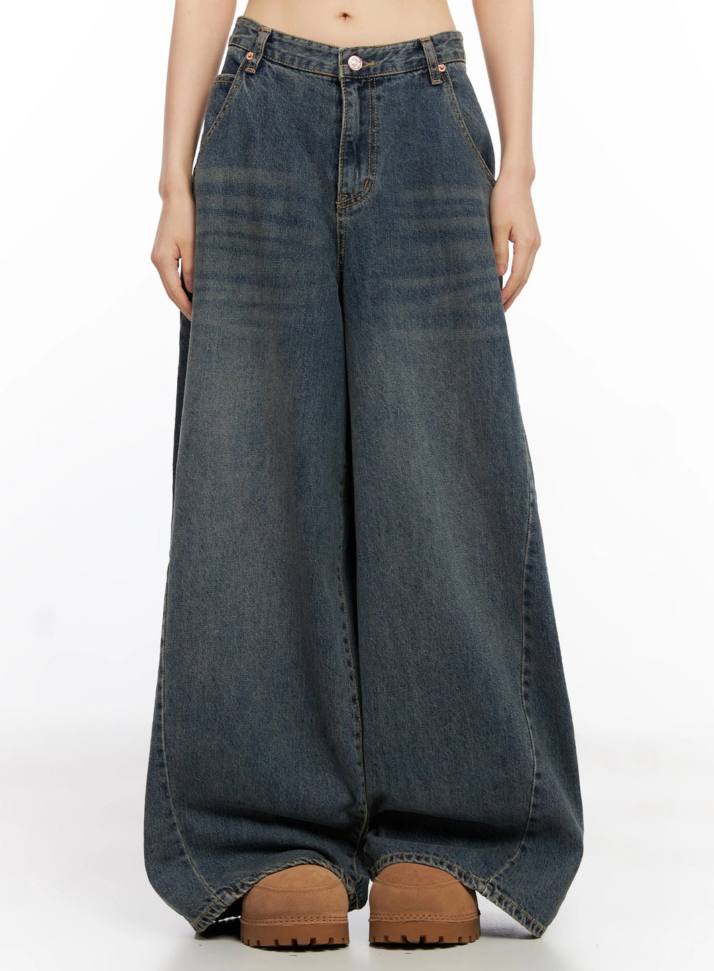 Skyler Washed Balloon Fit Jeans IN503