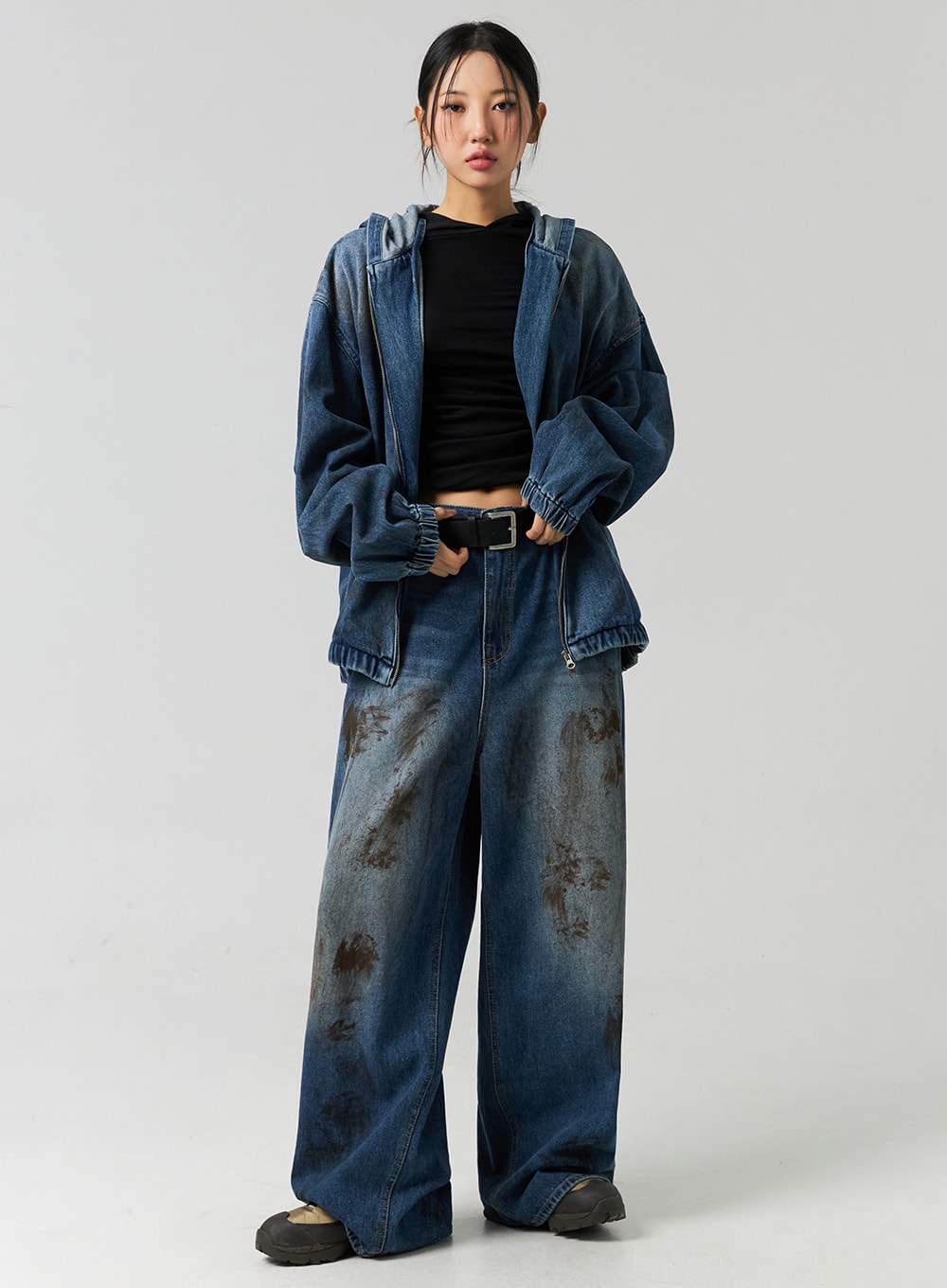 Street-Style Wide Fit Washed Jeans CO323