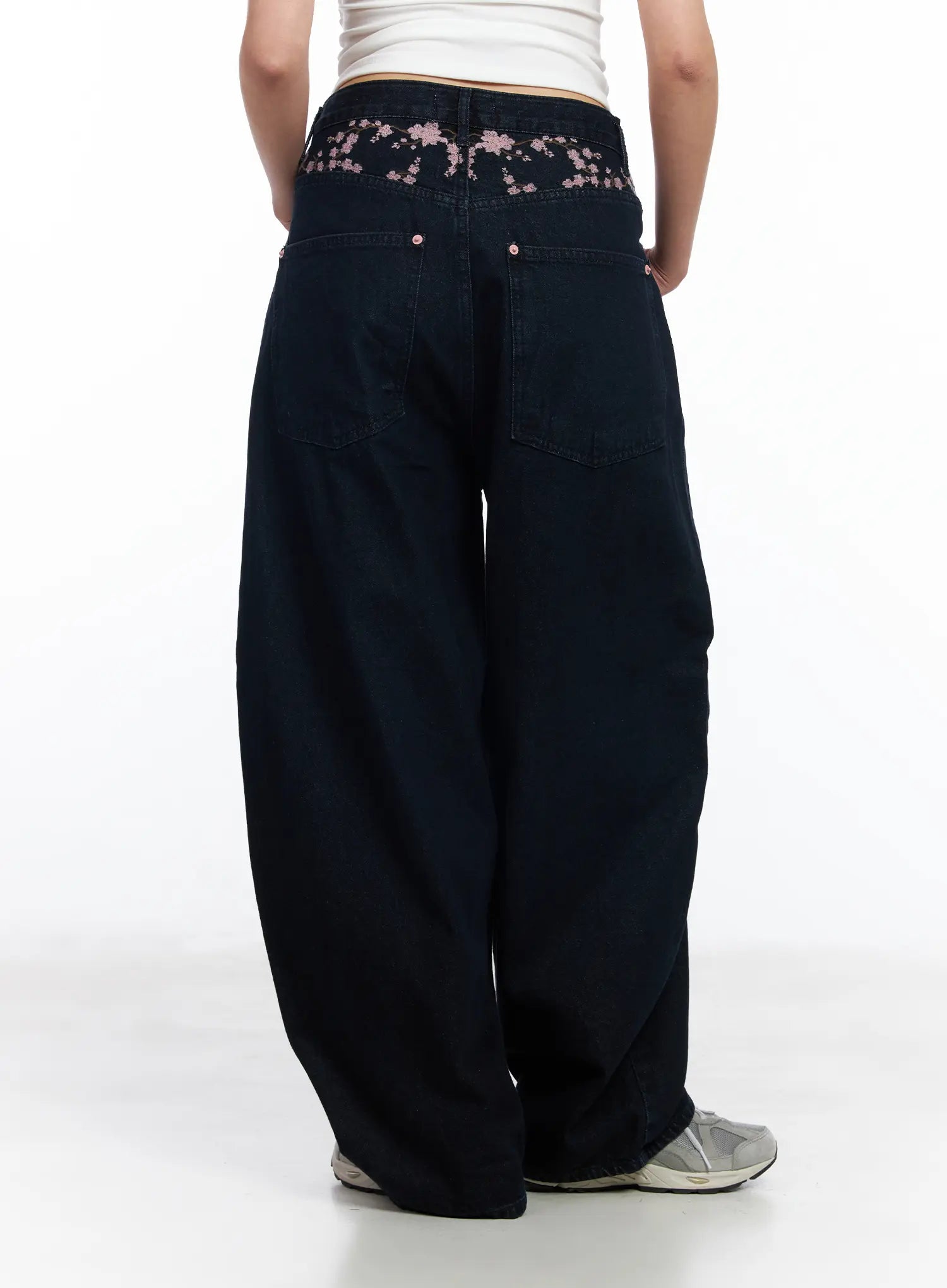 Mahalia Cherry Blossom Embroidered Wide Leg Jeans CF504