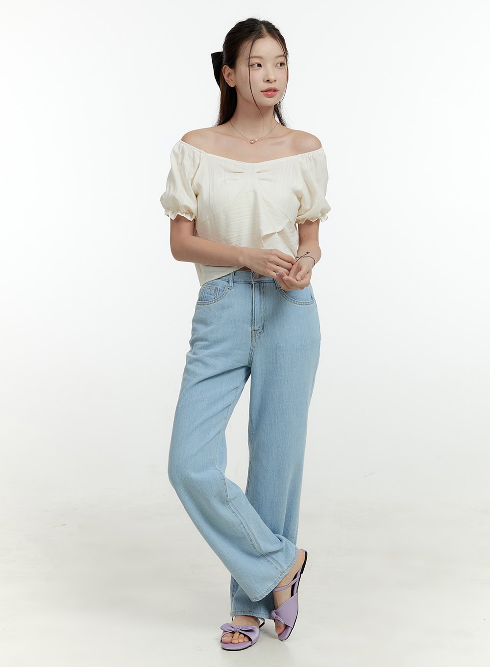 Ava Light Washed Straight Jeans OL430