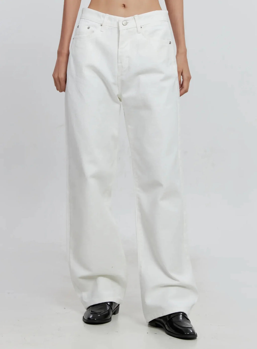 Taytum Straight-Leg Jeans IS515
