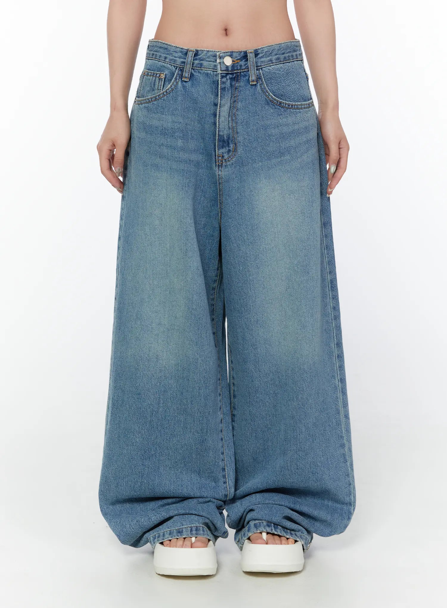Shea Snap-Button Wide-Leg Jeans CY514