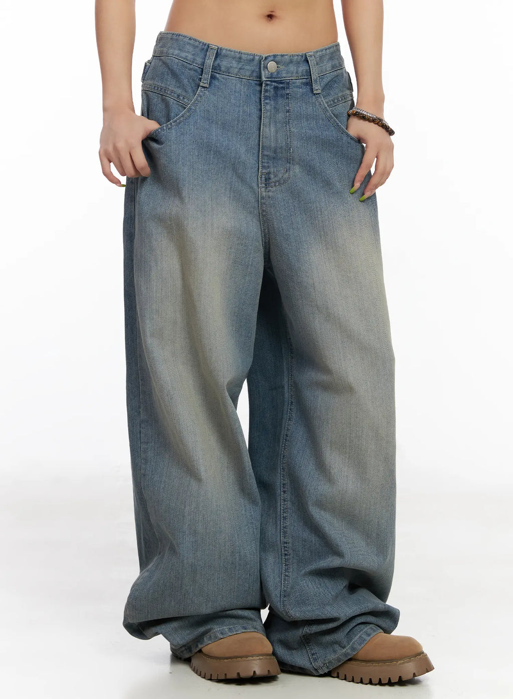 Ricci Washed Low-Rise Baggy Jeans CM520