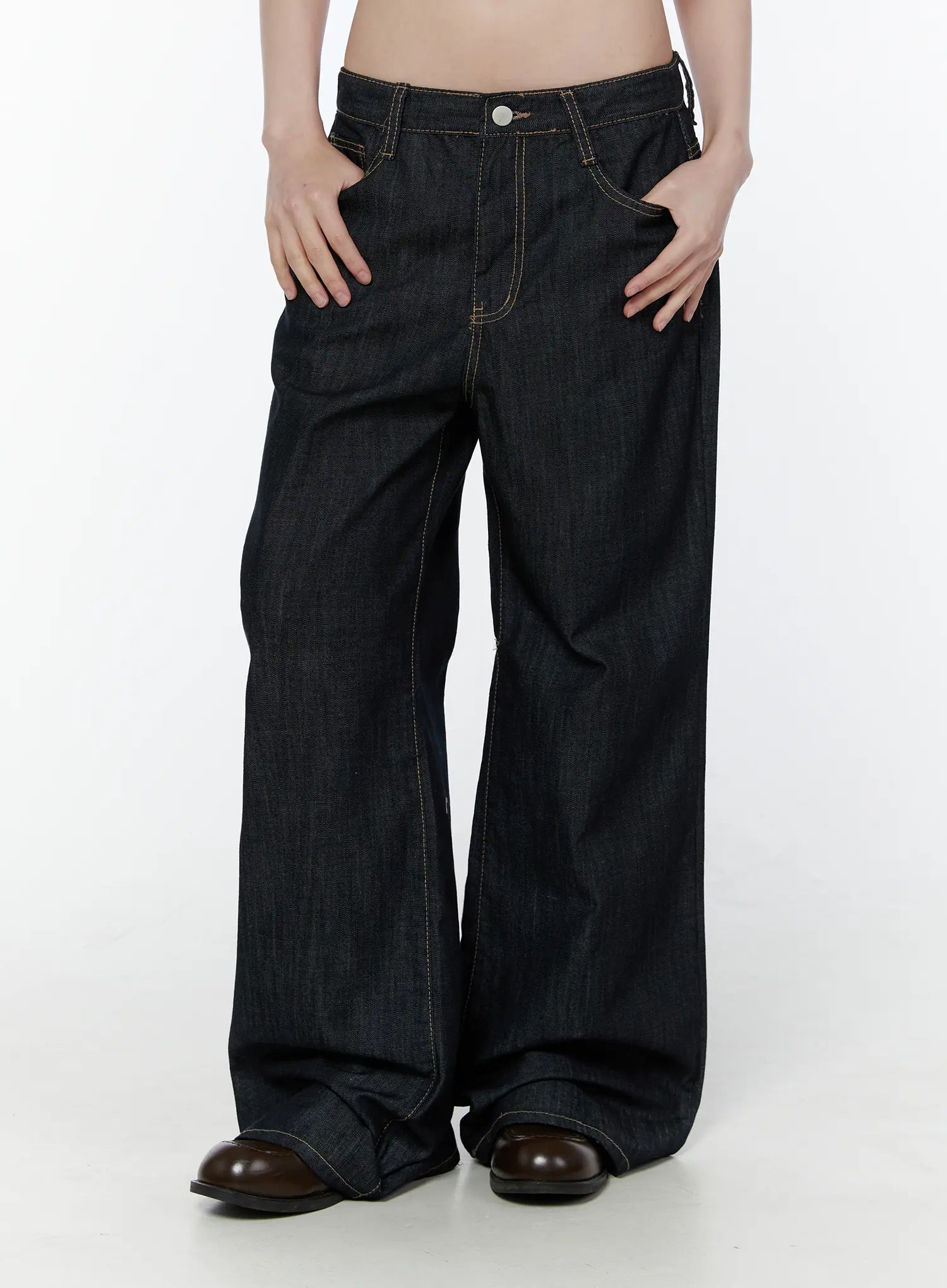 Alou No-Fade Wide-Leg Jeans CU505