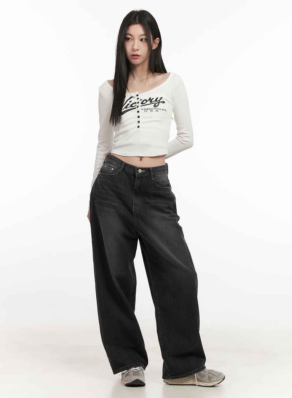 Ruth Washed Wide-Leg Jeans CF514