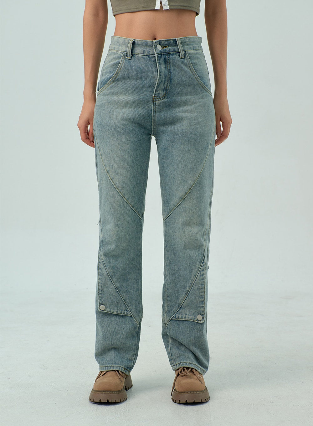 Straight Leg Jeans CY330