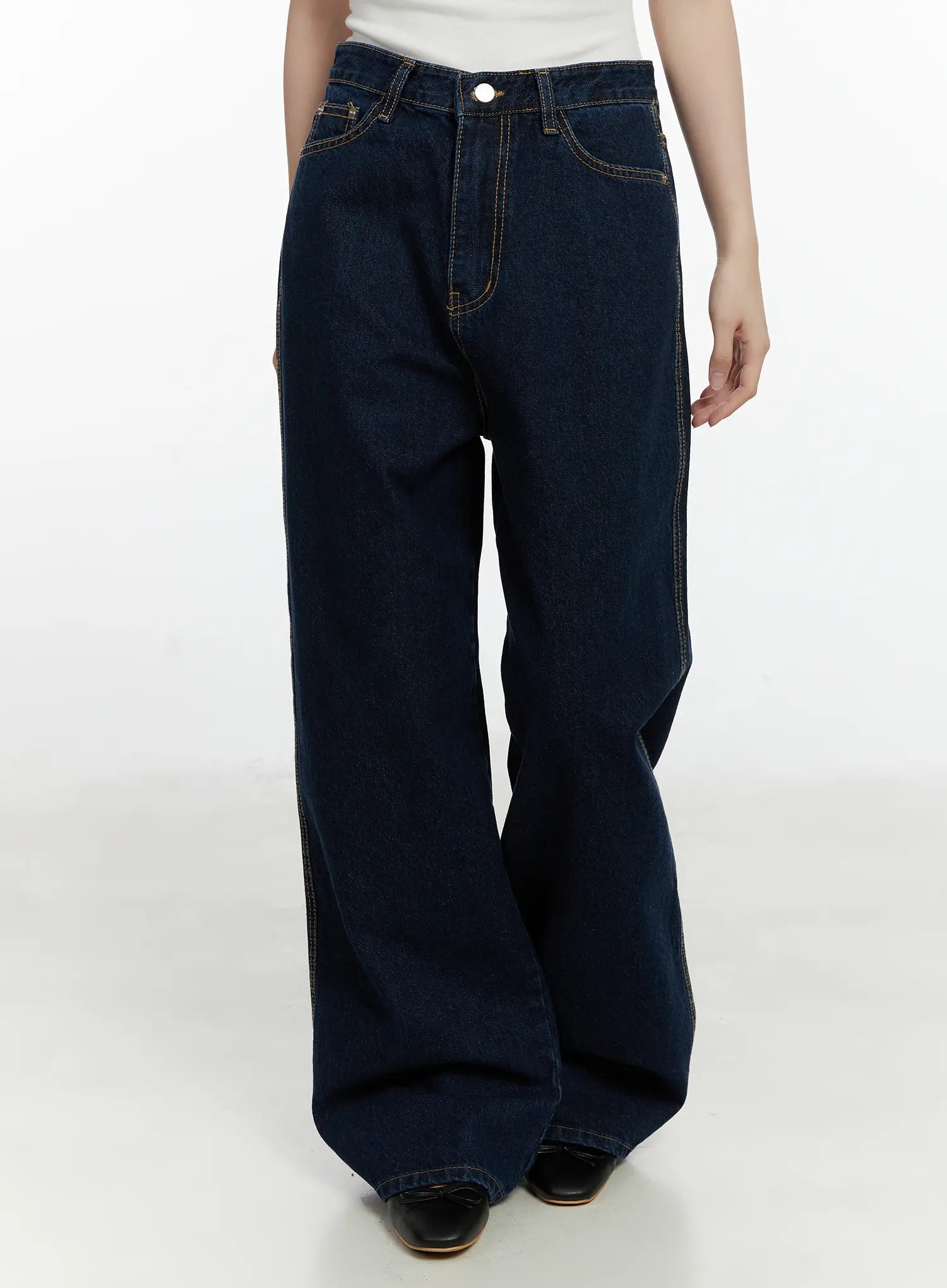 Amirah Classic Straight Leg Jeans F502