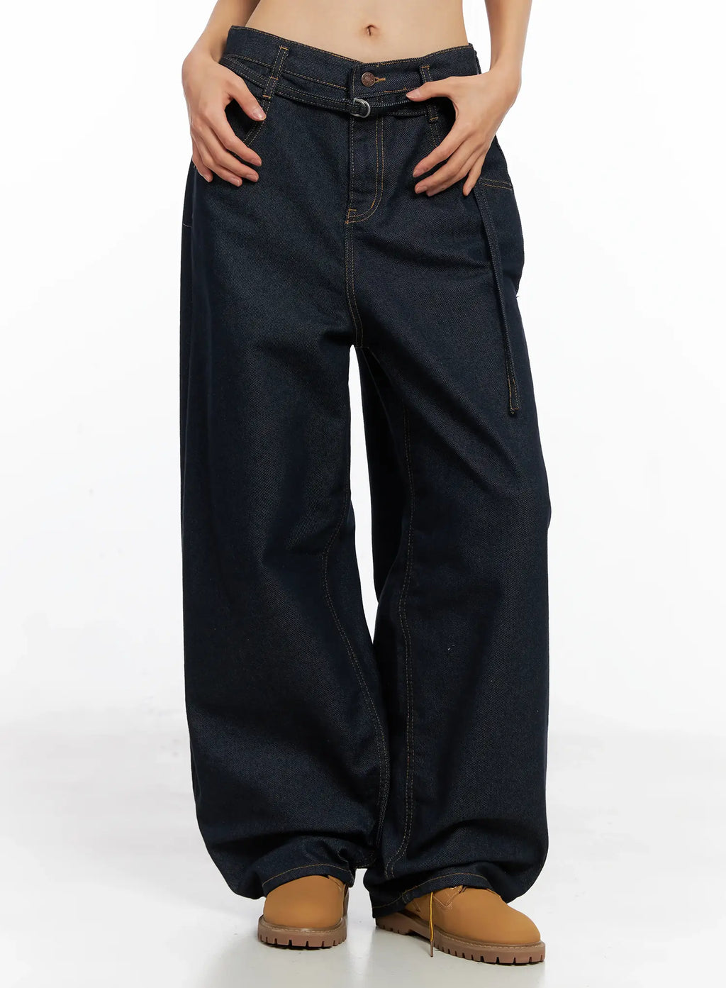 Alanna Sun Belt Baggy Jeans CO528