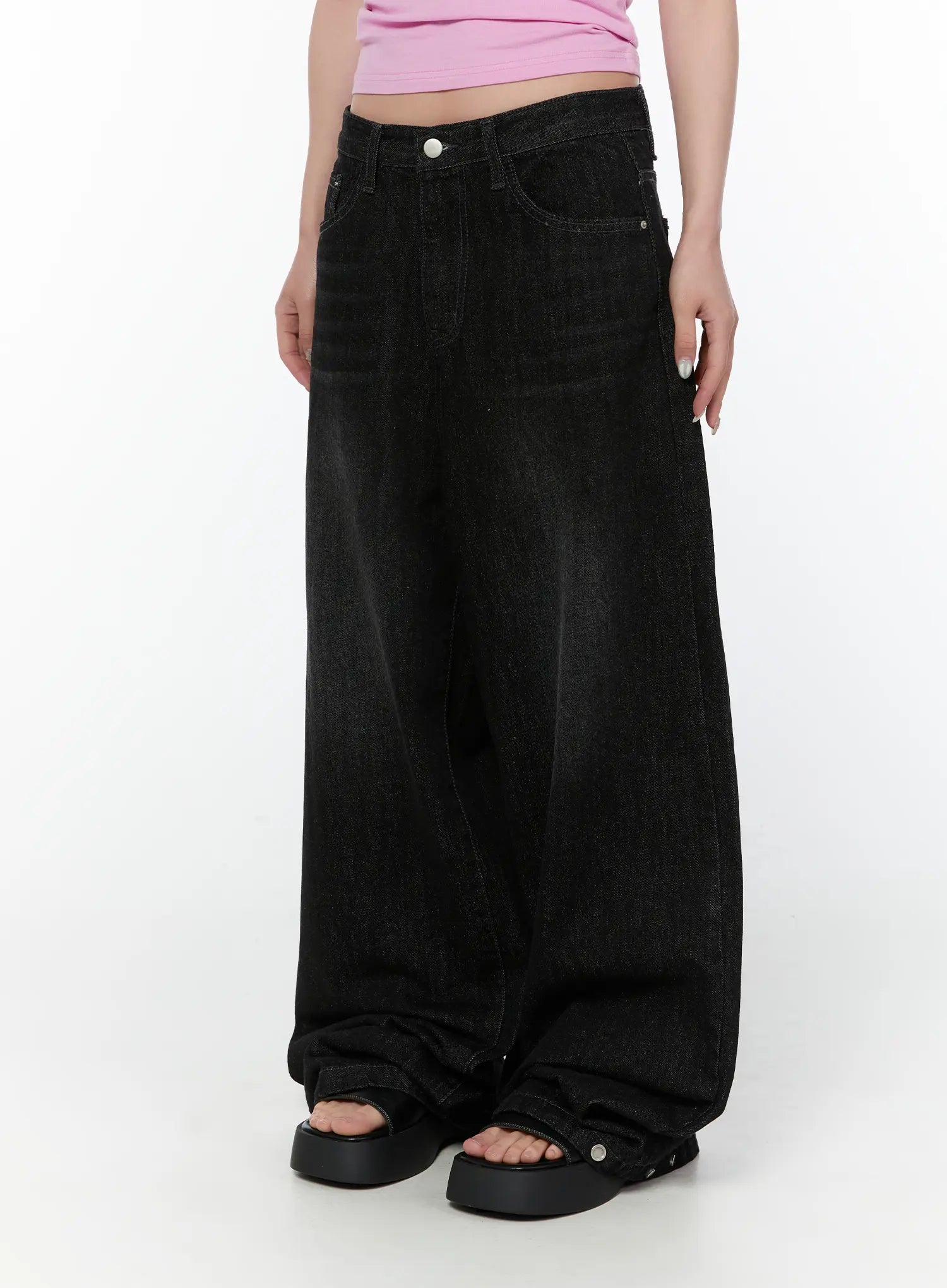 Jax Snap-Button Dark Wash Wide-Leg Jeans CY514