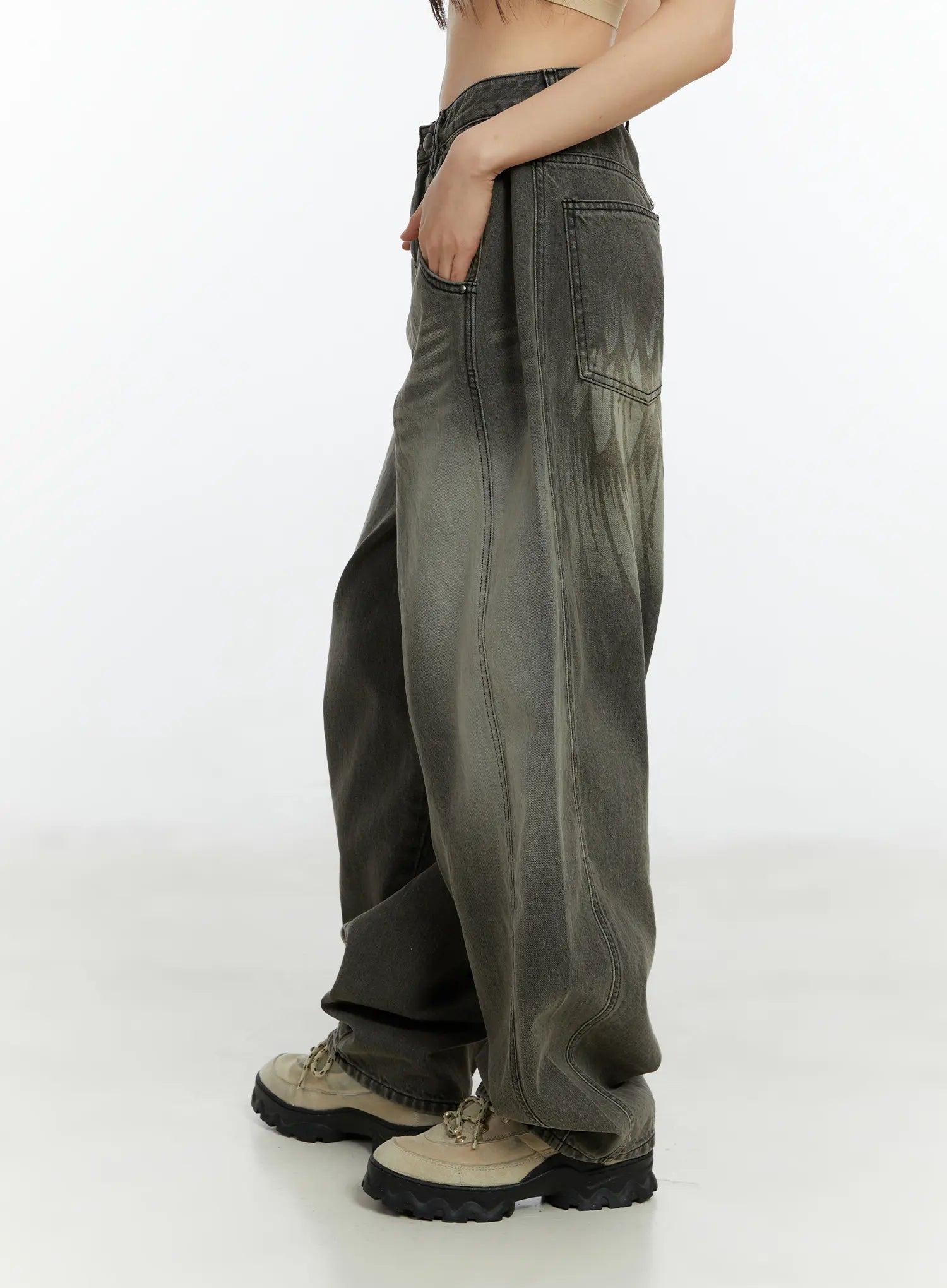 Karter Angel Wing Washed Wide Leg Jeans CF509