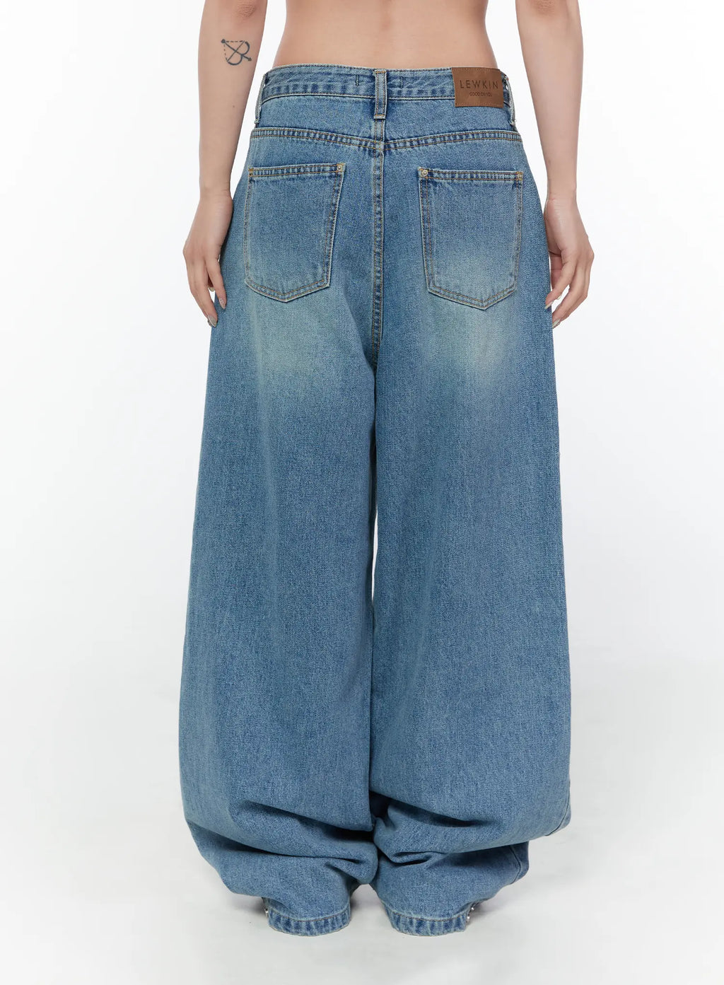 Shea Snap-Button Wide-Leg Jeans CY514