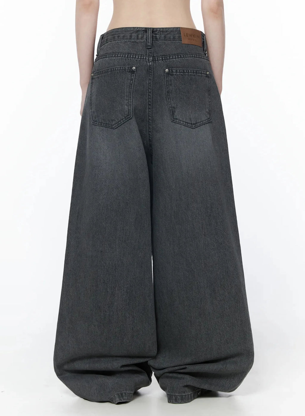 Shia Vintage Wash Wide-Leg Jeans IY514