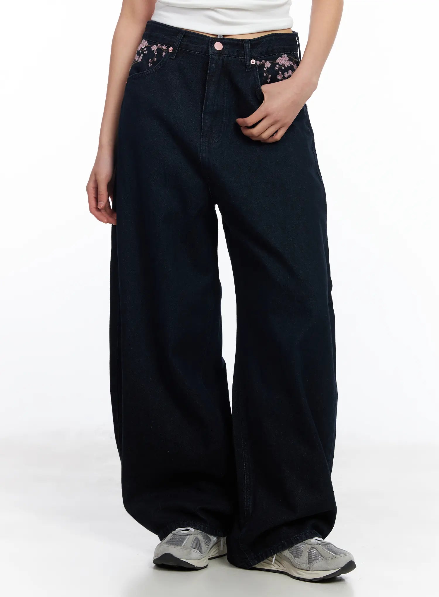 Mahalia Cherry Blossom Embroidered Wide Leg Jeans CF504
