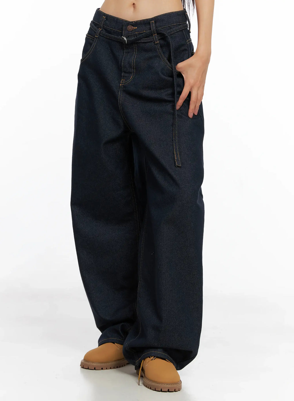 Alanna Sun Belt Baggy Jeans CO528