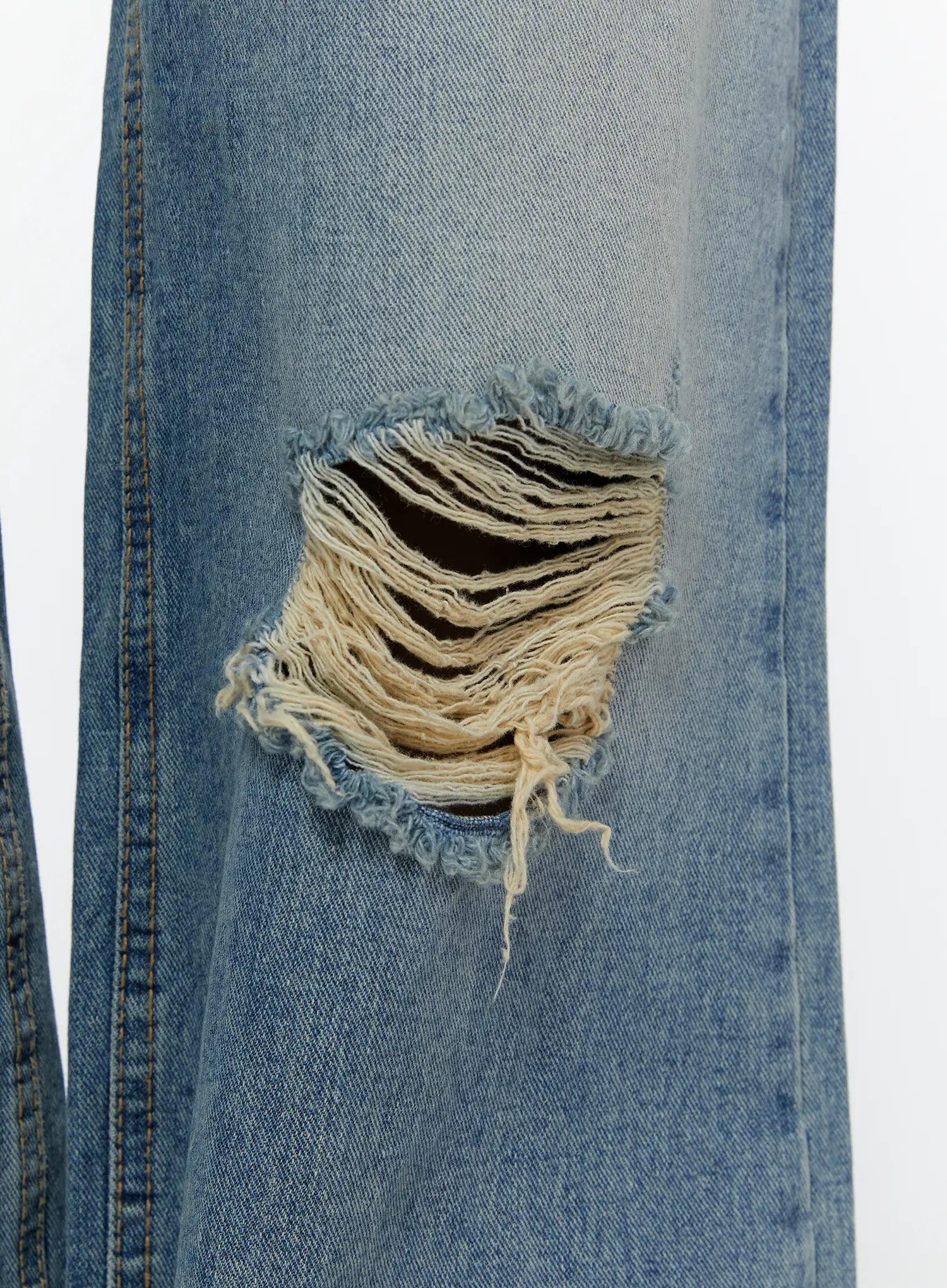 Anouk Vintage Wash Ripped Straight Jeans CU505