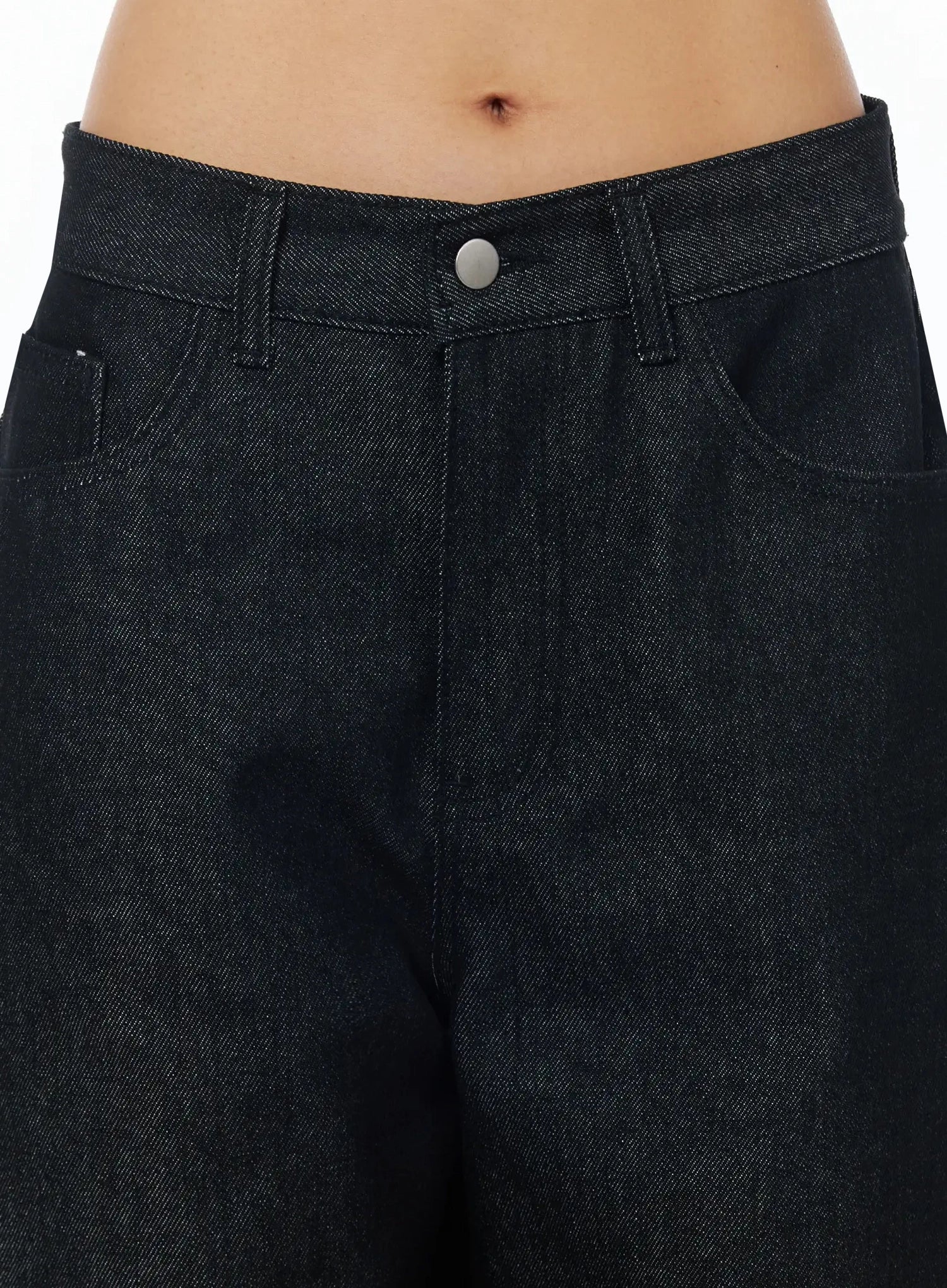 Evania Low-Rise Baggy Jeans IU508