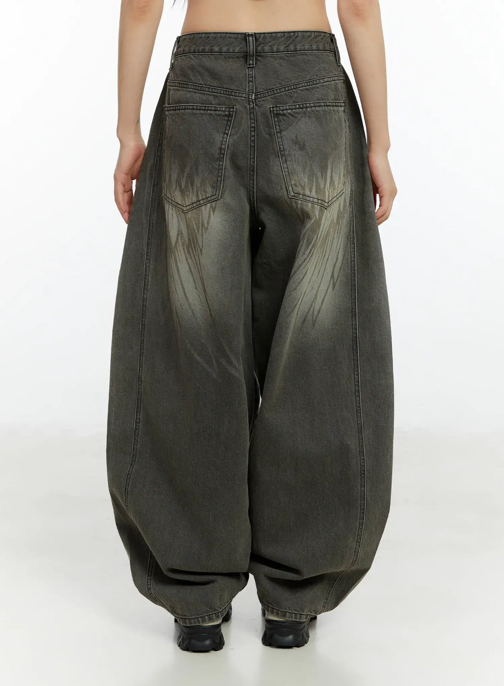 Karter Angel Wing Washed Wide Leg Jeans CF509