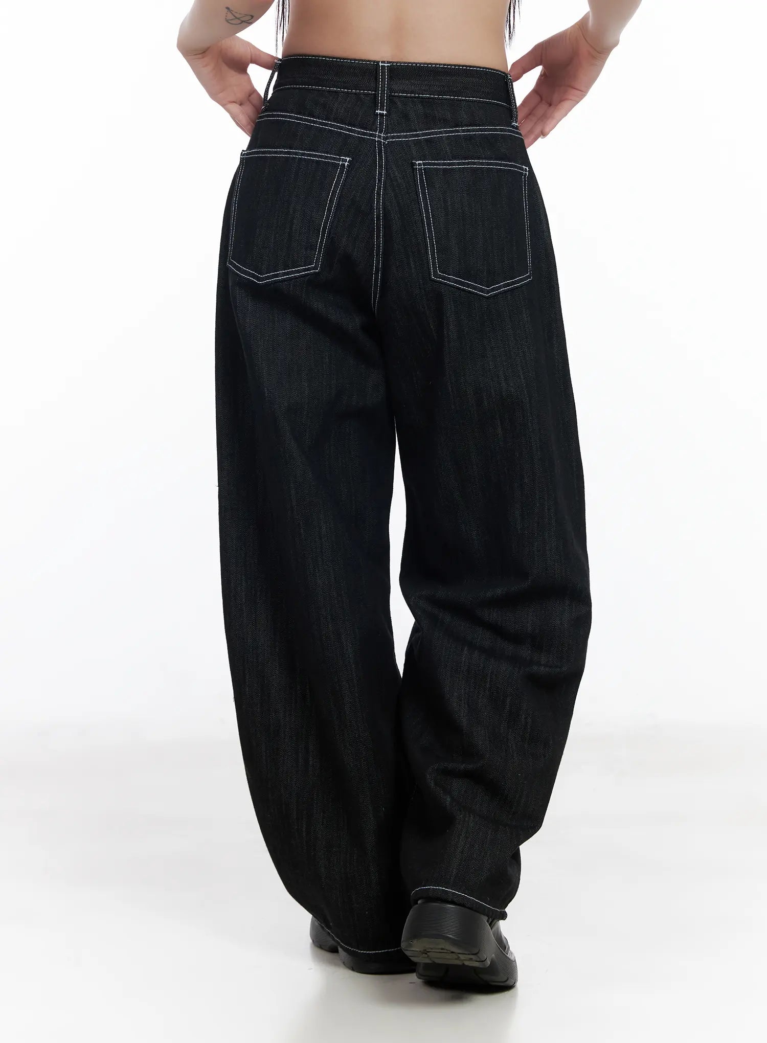Elliot Stitched Wide Leg Jeans CF523