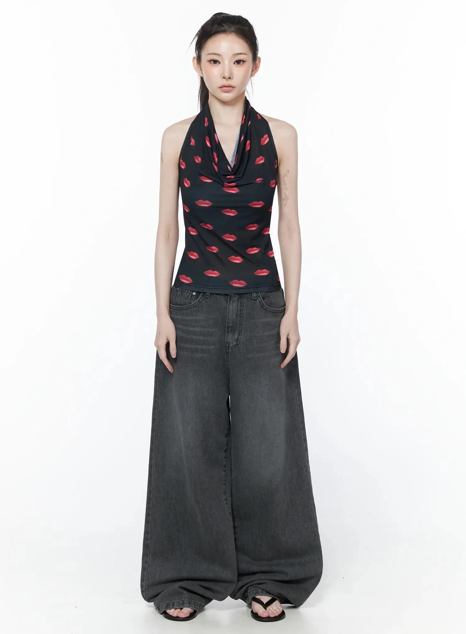 Shia Vintage Wash Wide-Leg Jeans IY514
