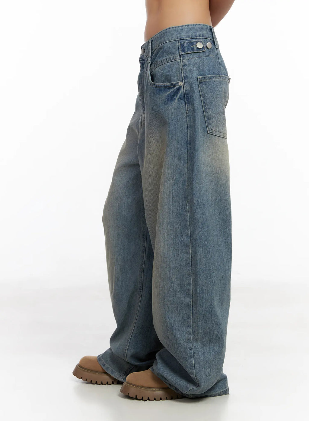 Ricci Washed Low-Rise Baggy Jeans CM520