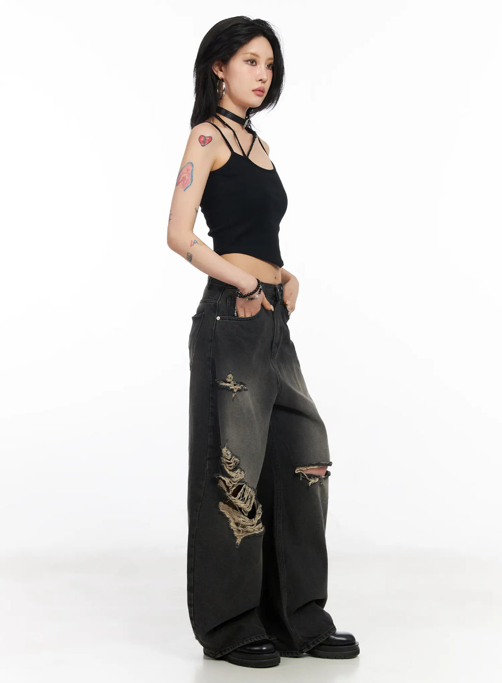 Quincy Distressed Baggy Jeans CF527