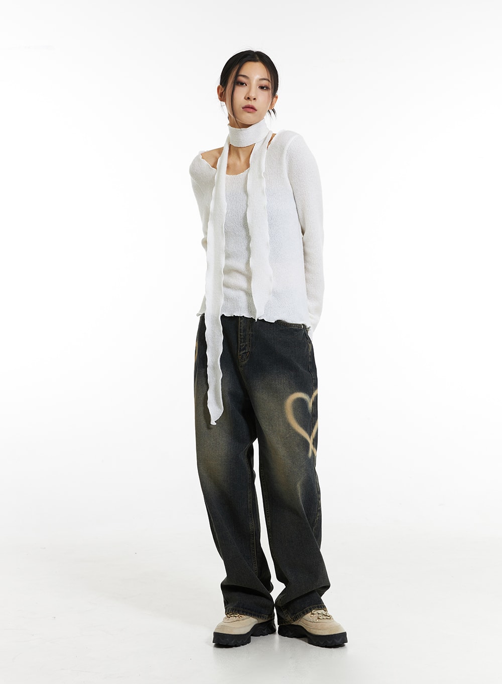 Heart-Bleached Wide Leg Jeans IN308