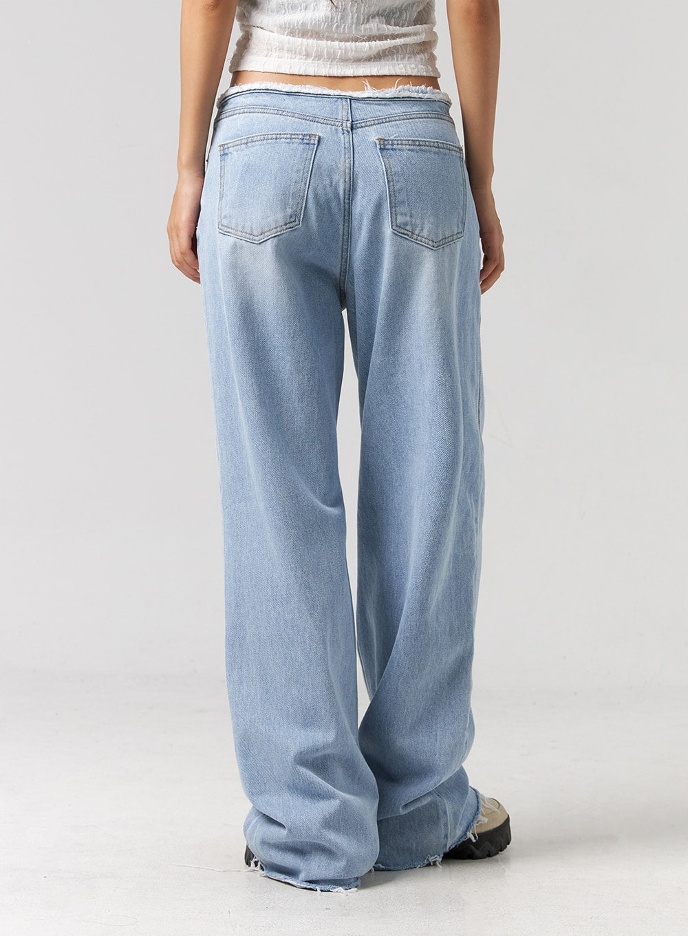 Cut Waist Wide Leg Jeans CG323