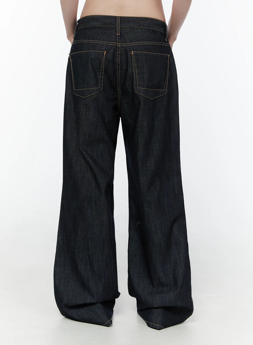 Alou No-Fade Wide-Leg Jeans CU505