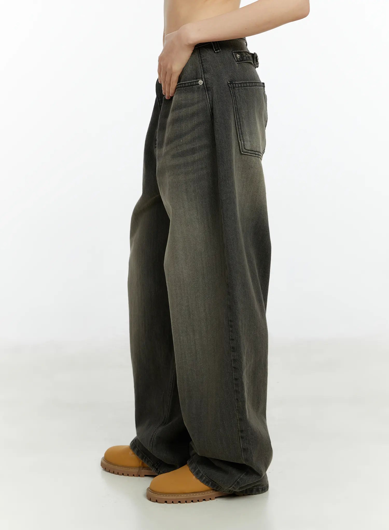 Kenna Washed Backstrap Wide Leg Jeans CF509