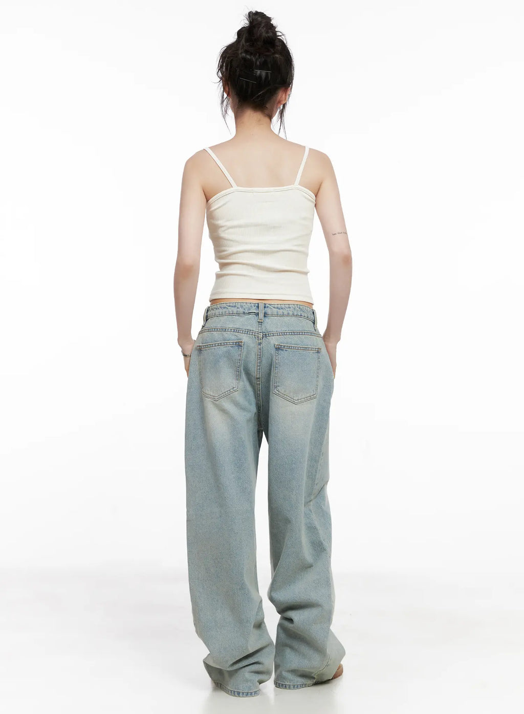 Lilly Light Wash Baggy Jeans CG519