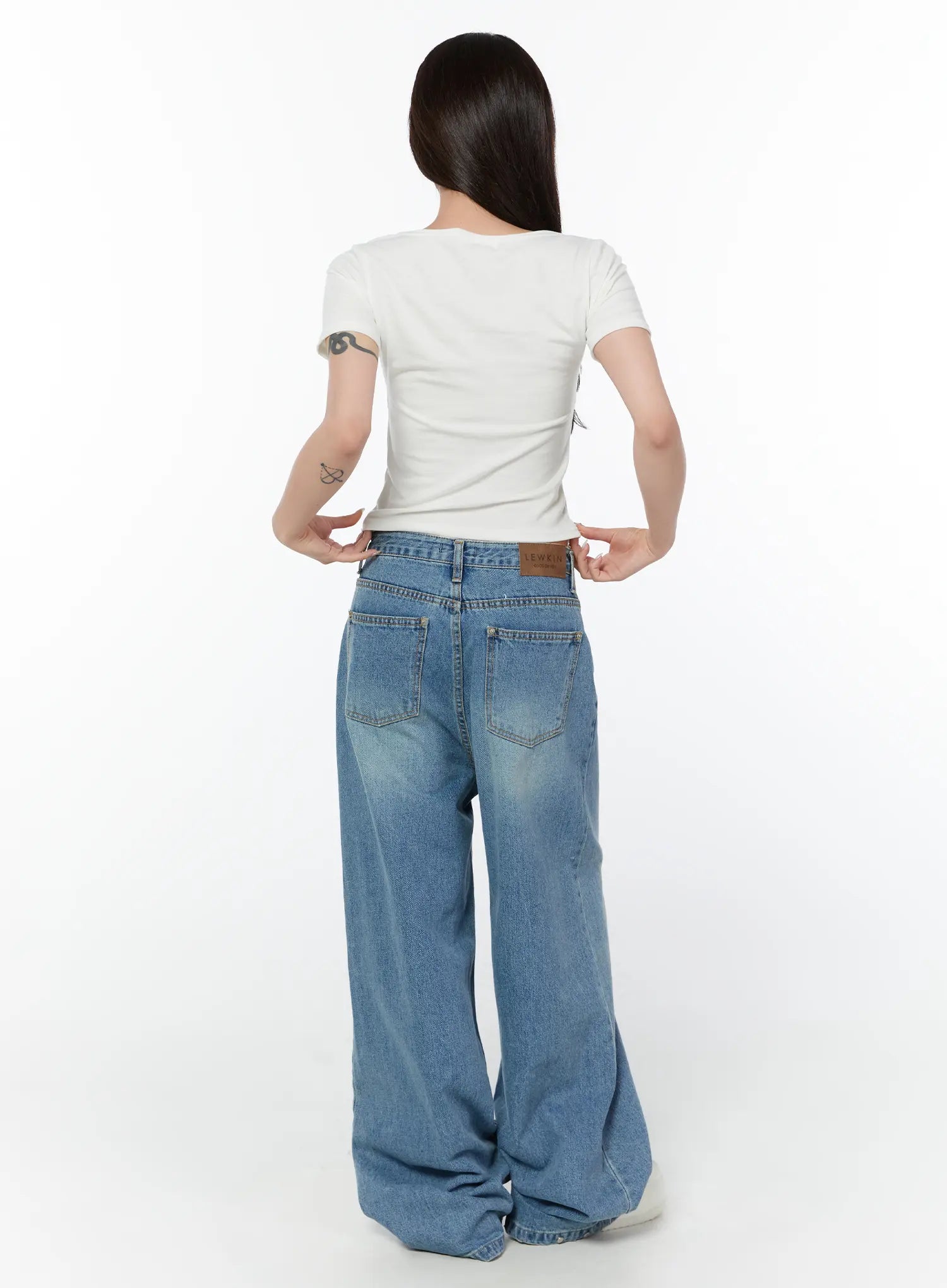 Shea Snap-Button Wide-Leg Jeans CY514