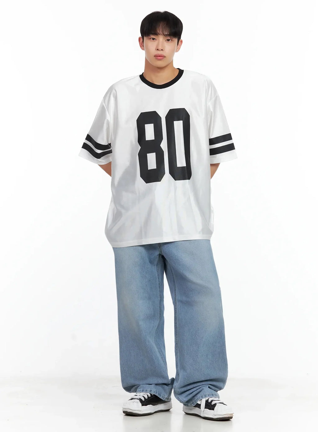Men's Light-Wash Relaxed Jeans IL516