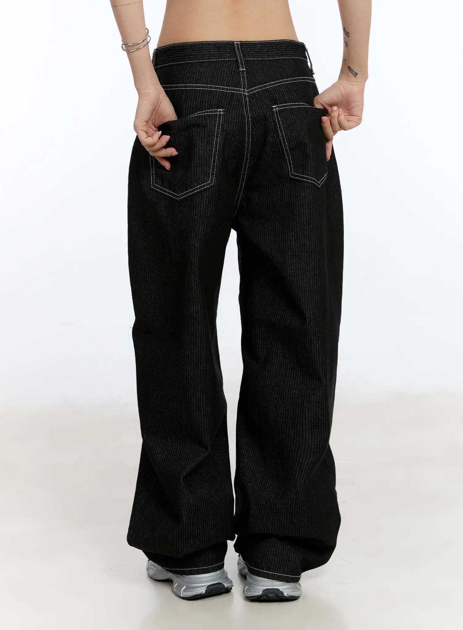 Athe Wide Stripe Jeans CA506