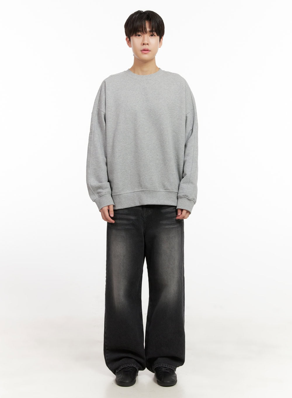 Men's Washed Relaxed-Fit Jeans IJ517
