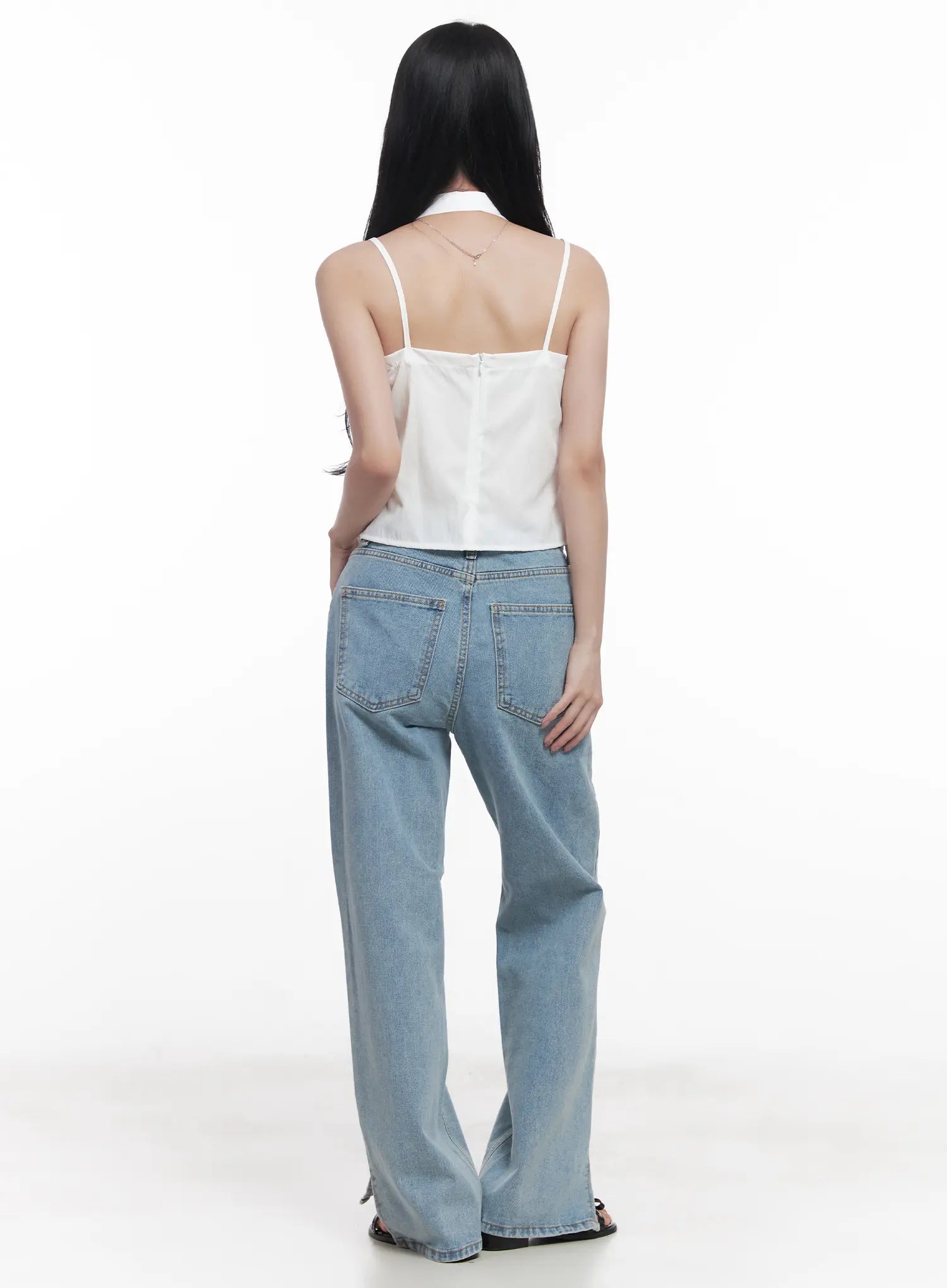Hyuna Slit Straight-Fit Jeans CU525