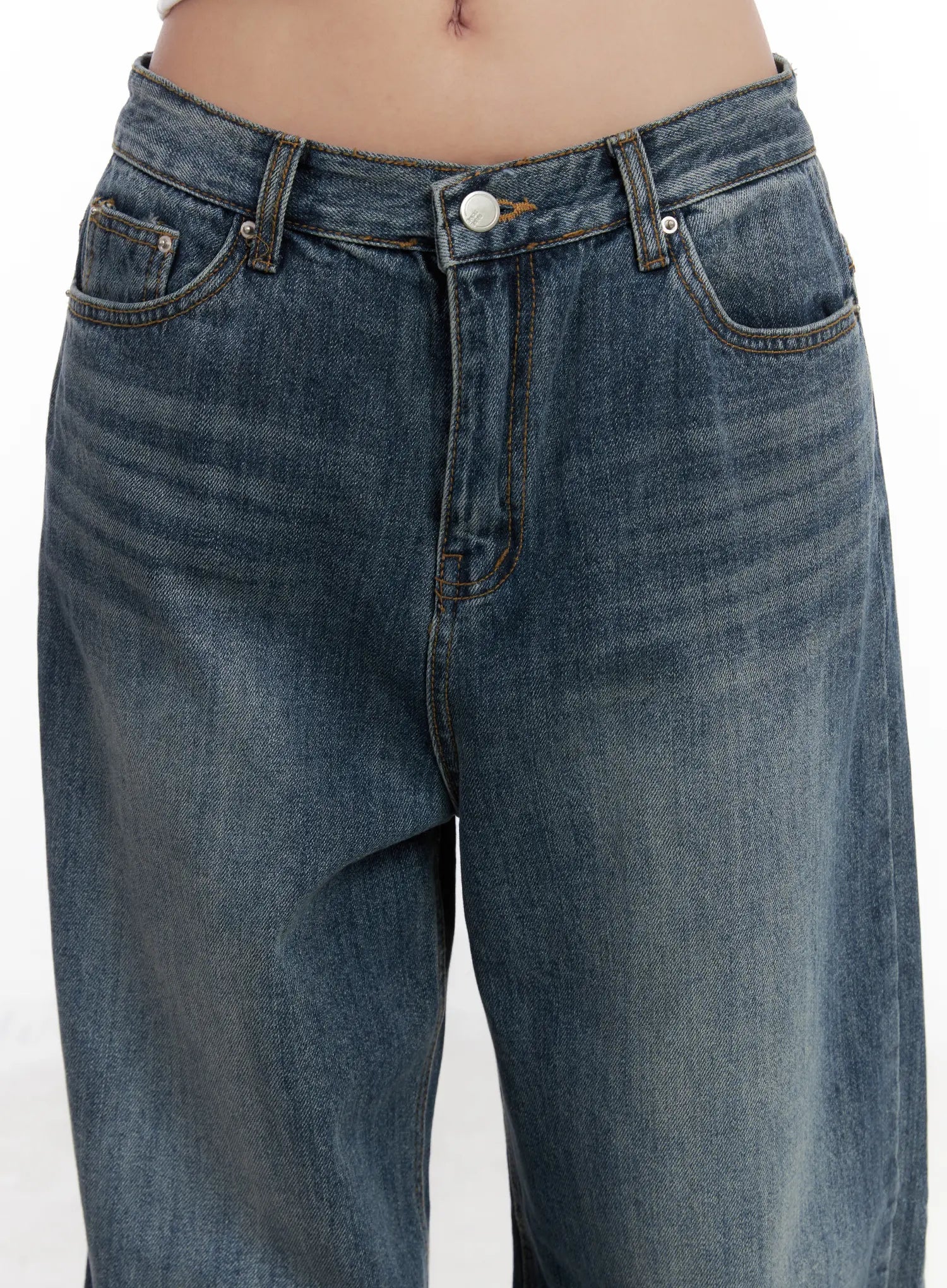 Aya Washed Baggy Jeans CN528