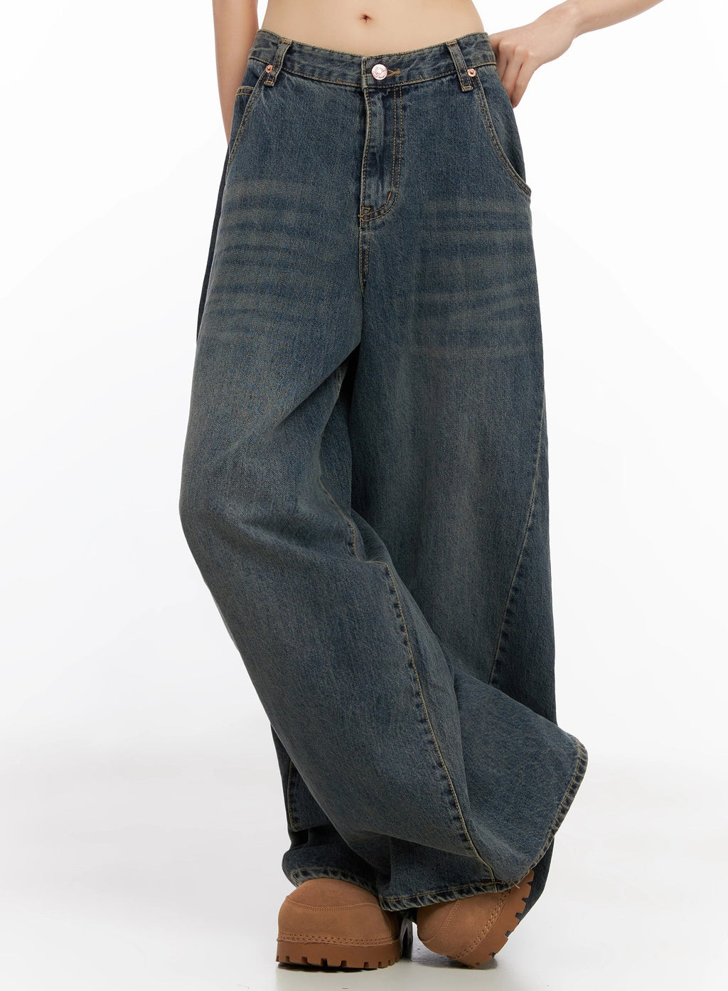 Skyler Washed Balloon Fit Jeans IN503