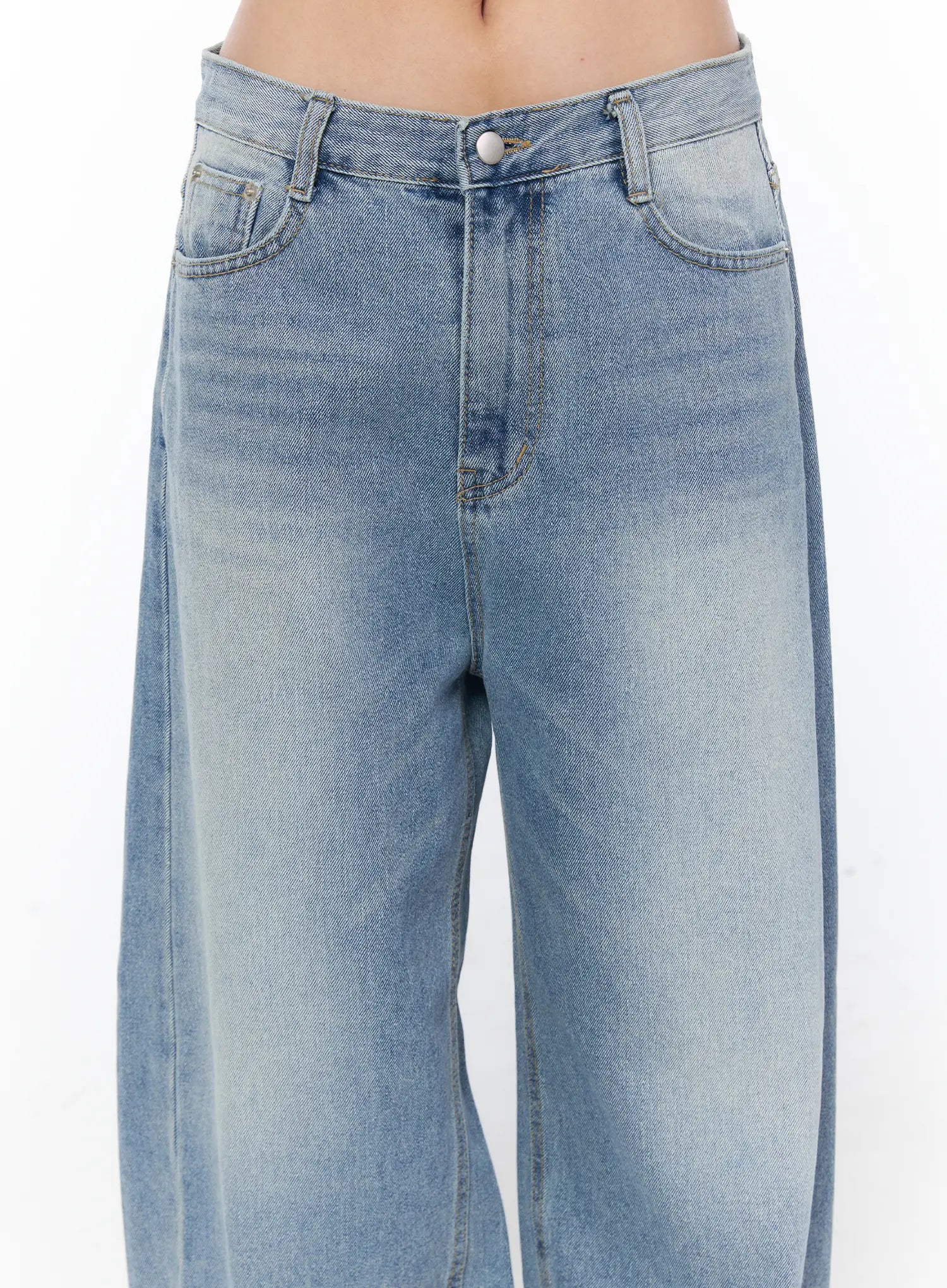 Airi Casual Wide Leg Jeans CY529