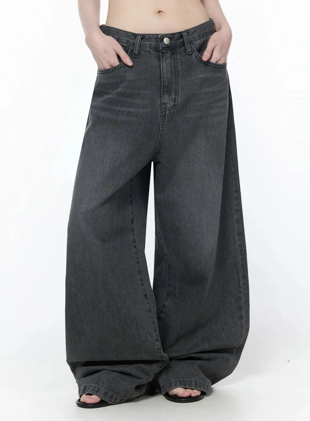 Shia Vintage Wash Wide-Leg Jeans IY514