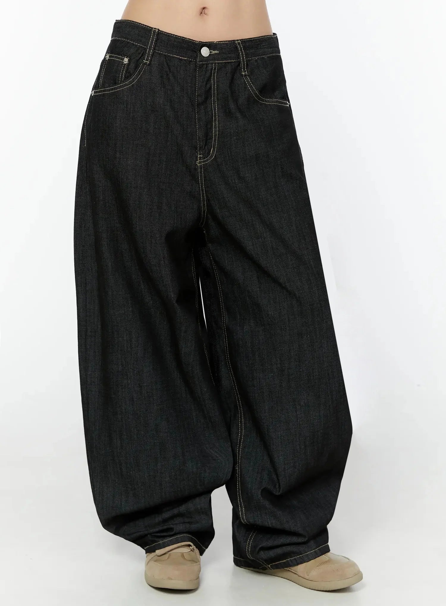 Soli No-Fade Baggy Jeans IU522