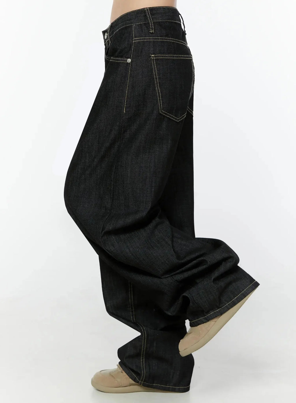 Soli No-Fade Baggy Jeans IU522