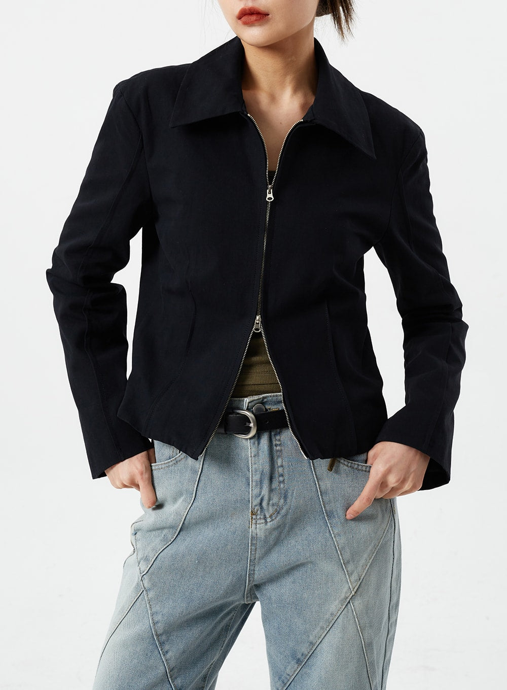 Light Wash Straight Leg Jeans CM307