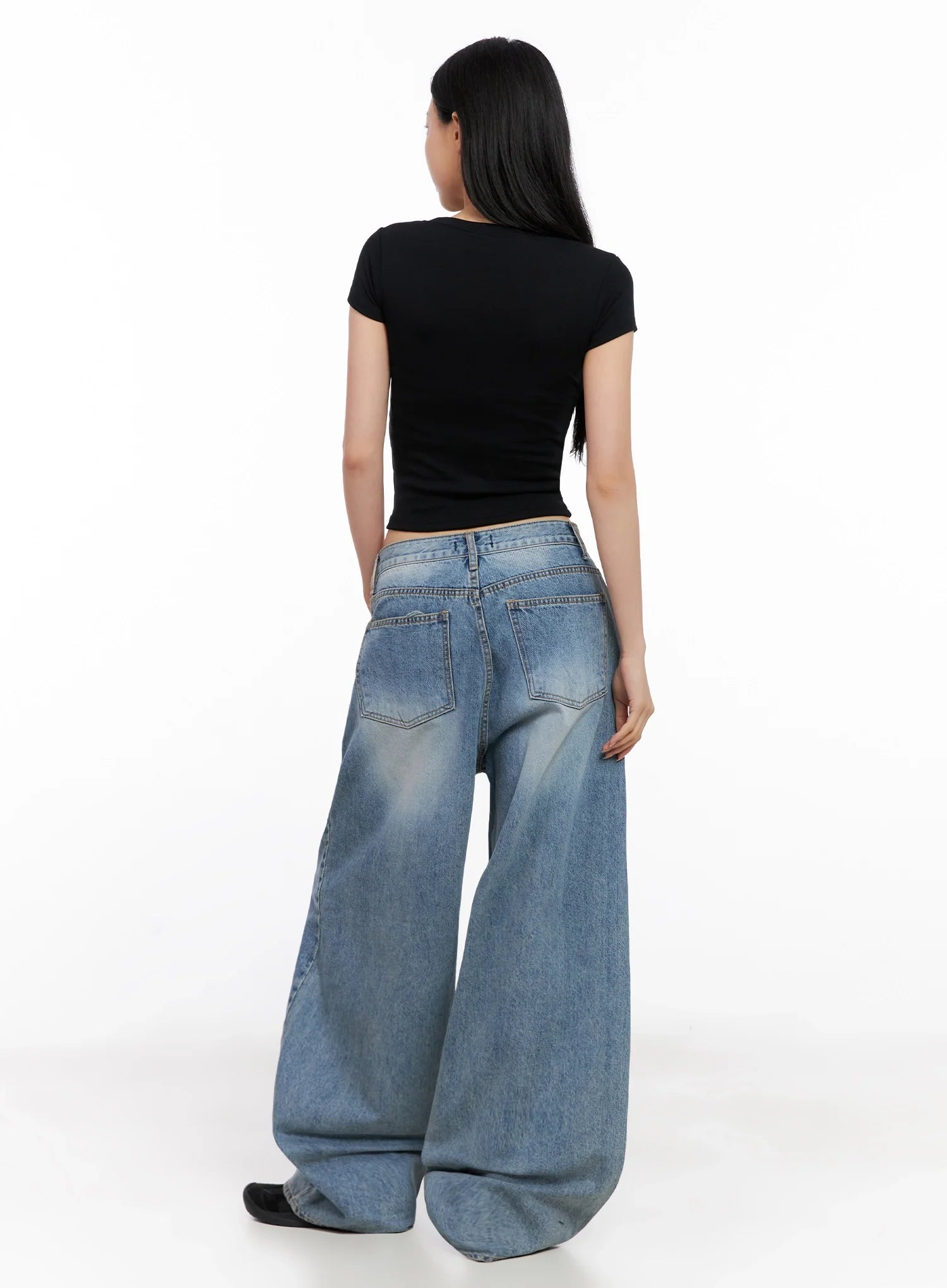 Seojin Washed Wide-Leg Jeans IG508