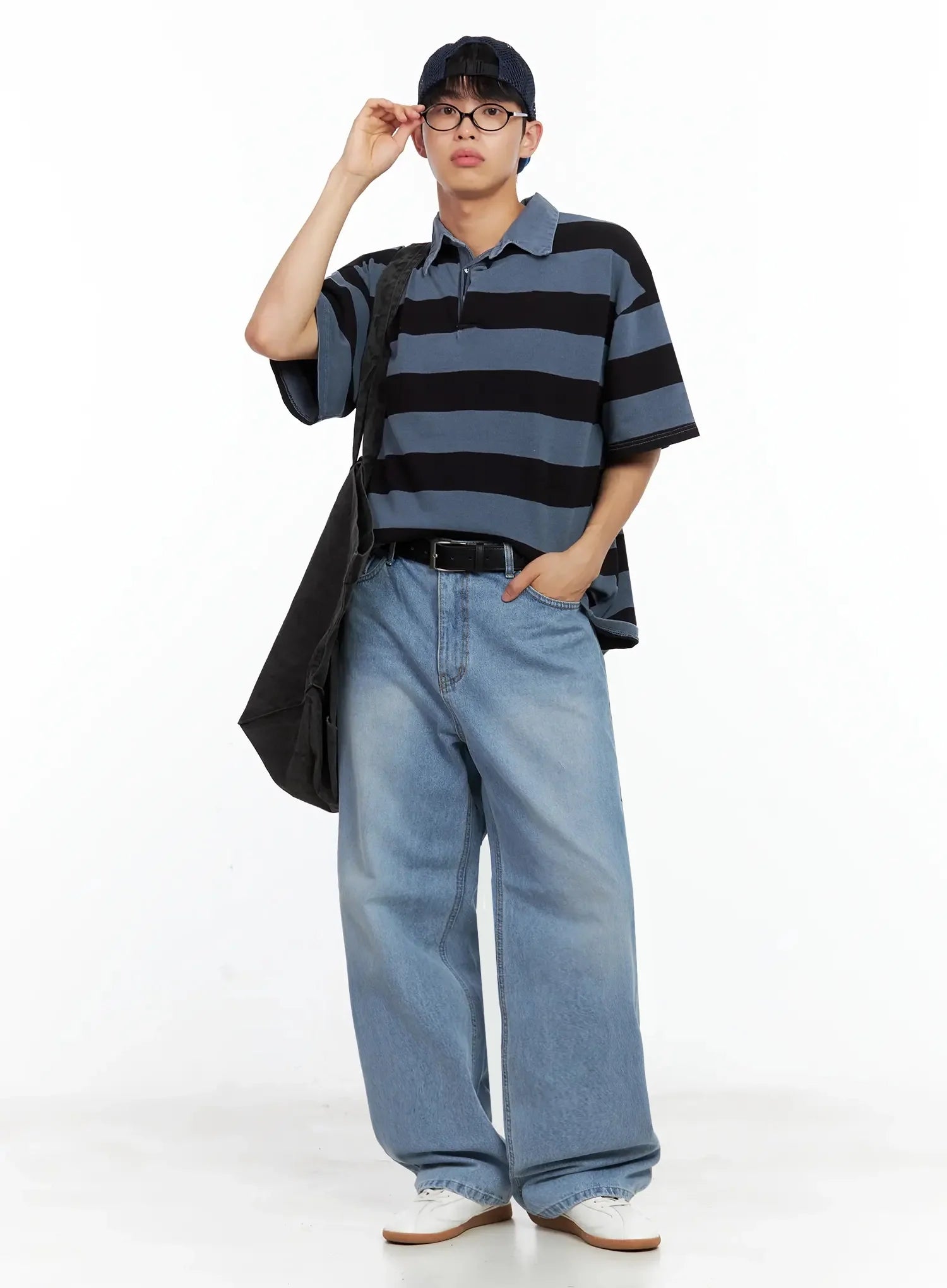 Men's Light-Wash Relaxed Jeans IL516