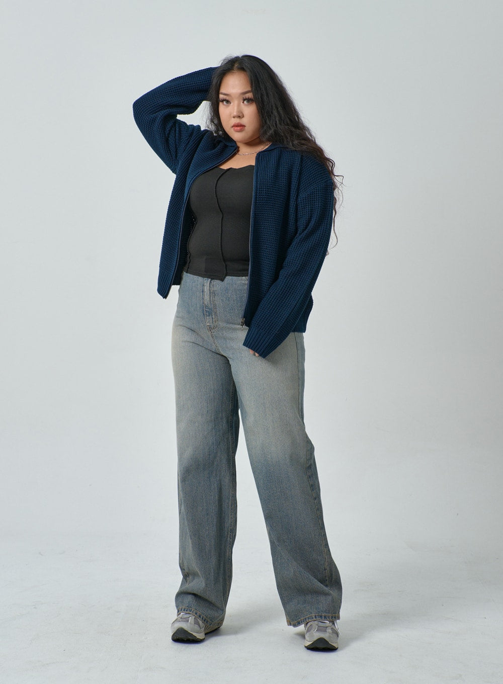 Plus Light Wash Wide Leg Jeans IF317