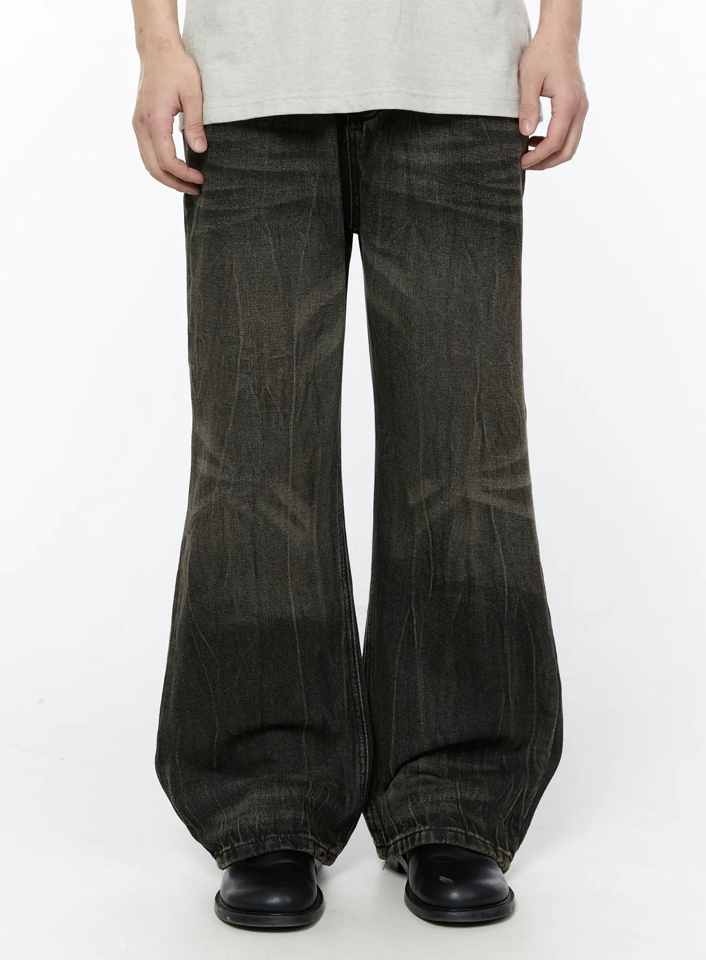 Men's Black-Washed Jeans IA530