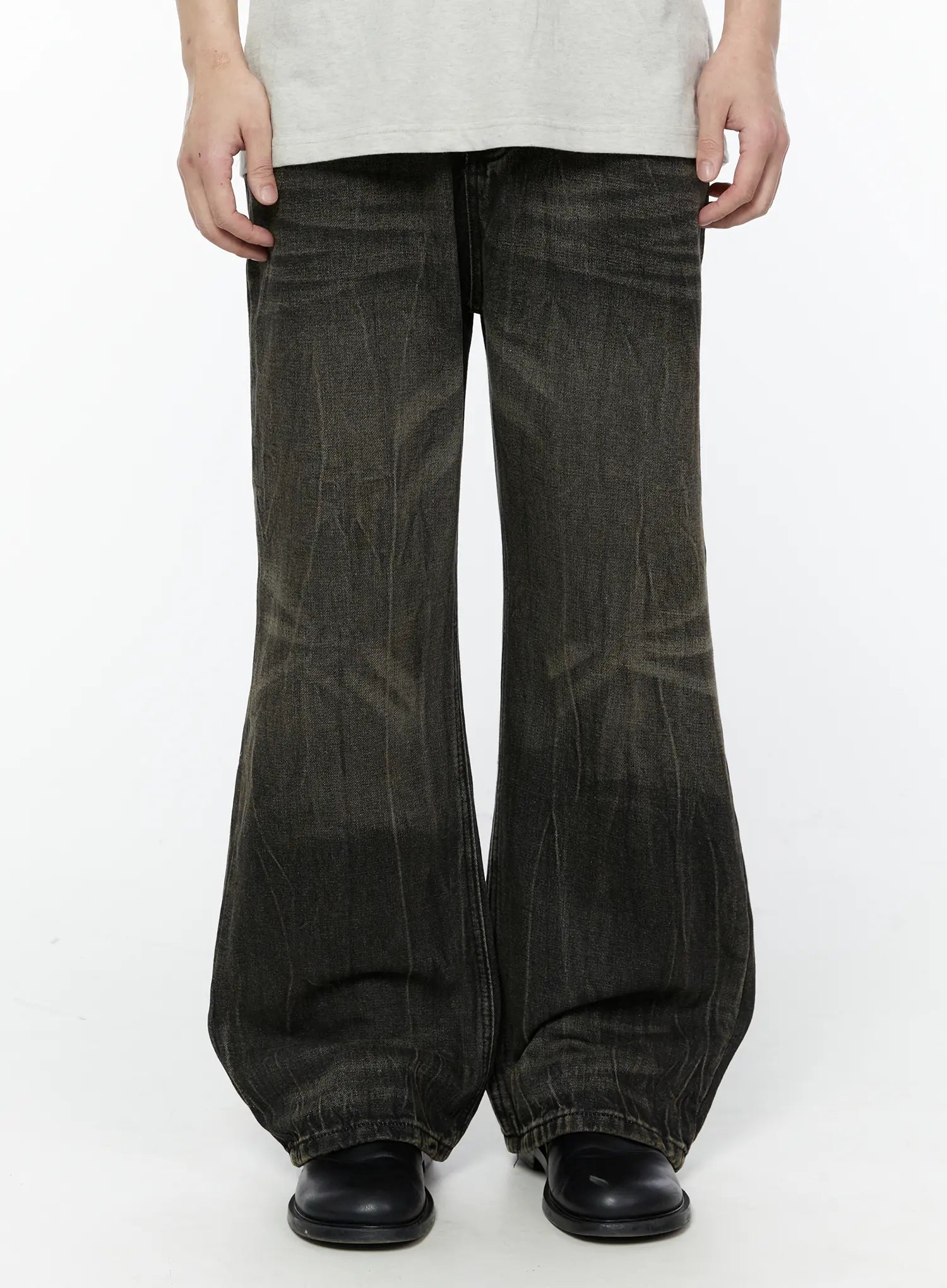Men's Black-Washed Jeans IA530